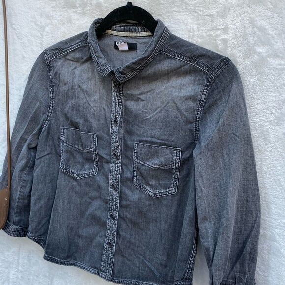 BDG Girls Small Chambray Shirt - Picture 4 of 8